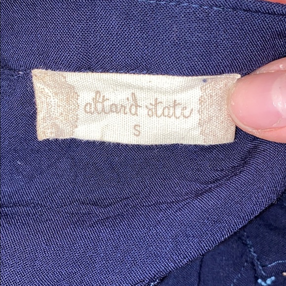 Altar’d State Blouse - Picture 3 of 3